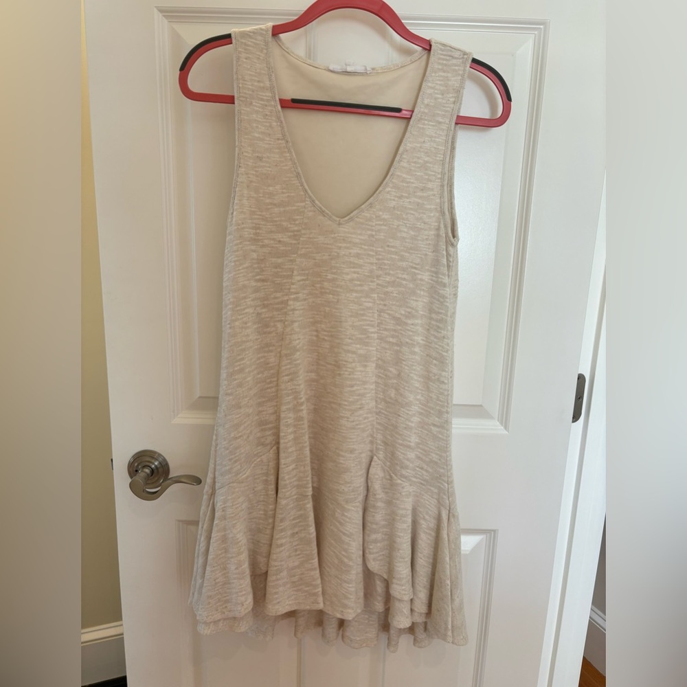Women’s BCBG dress with cute ruffle at hem